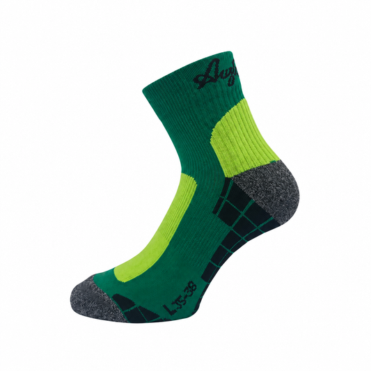Produktsocke Grün-Limette mit weißem Hintergrund